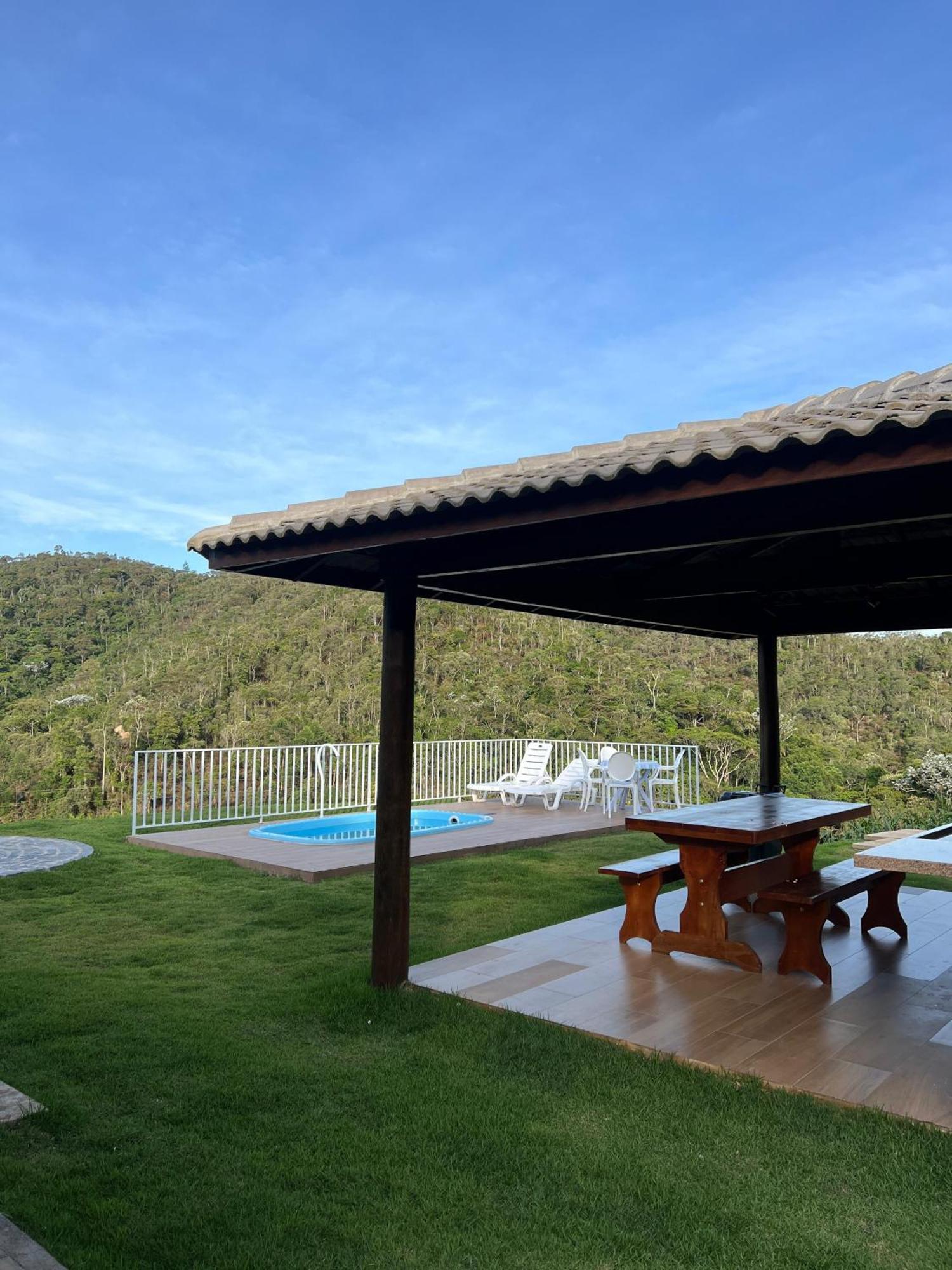 Terras Claras Pousada E Lazer Alfredo Chaves Buitenkant foto